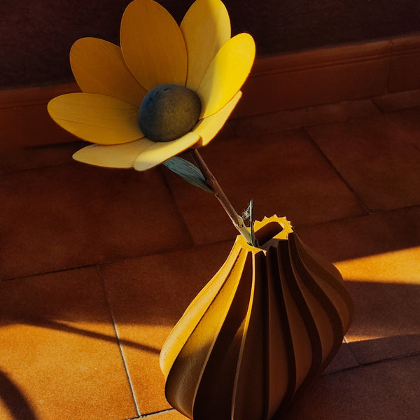 GIRASOL Sunflower-Inspired Decor Vase and Planter